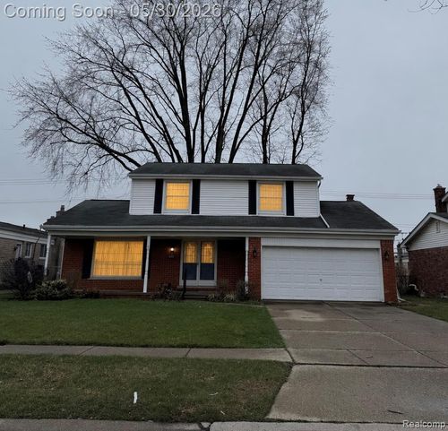 35109 Dearing Dr, Sterling Heights, MI, 48312-3820 | Card Image
