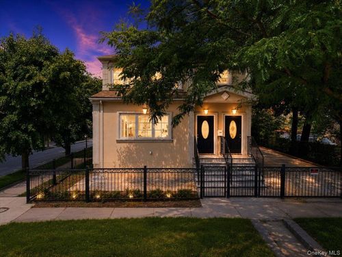 14537 105th Avenue, New York, NY, 11435 | Card Image