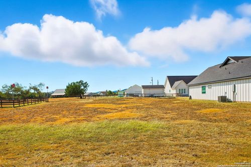 20 Tawny Oak Cir, Bandera, TX, 78003 | Card Image