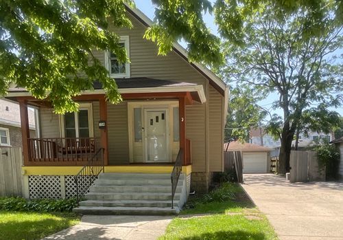 314 E Lincoln Ave, La Grange, IL, 60525-2532 | Card Image