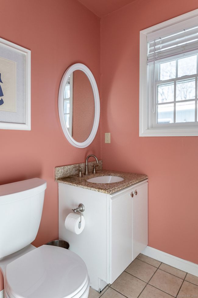 76 South Rd, House other with 3 bedrooms, 3 bathrooms and null parking in Kent CT | Image 16