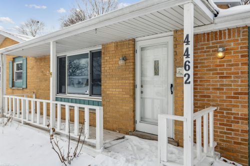 4462 Westmont Dr, Flint, MI, 48507-3533 | Card Image