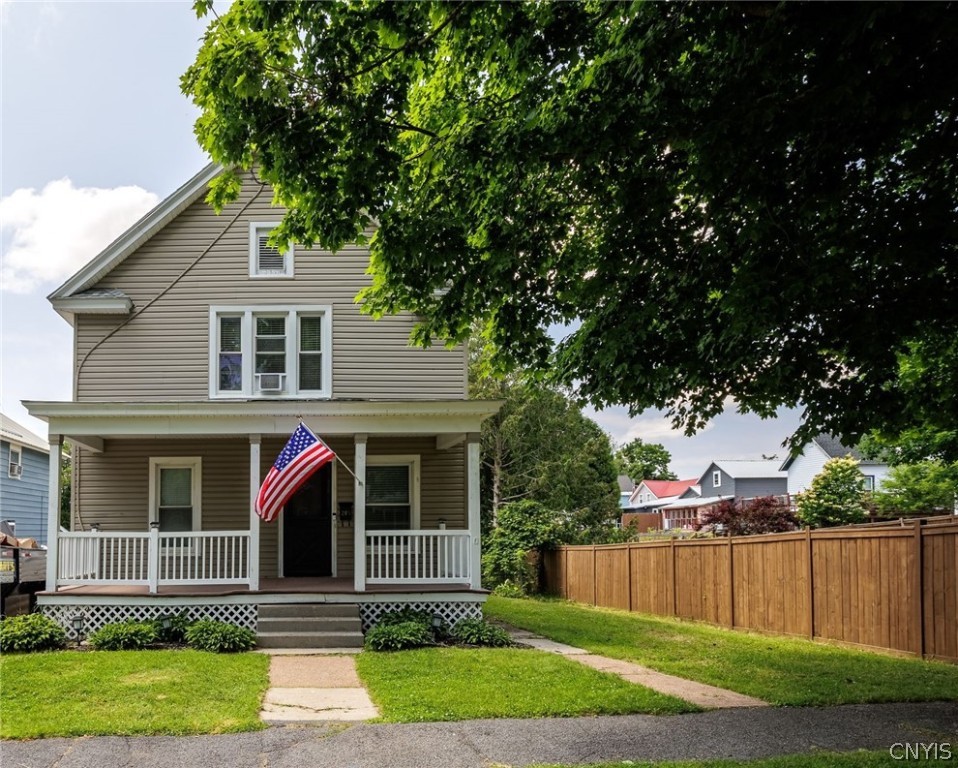 Vincent St, Carthage, NY 13619