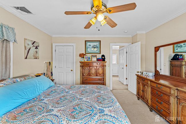 356 Front St, House other with 3 bedrooms, 2 bathrooms and null parking in Dunellen NJ | Image 31