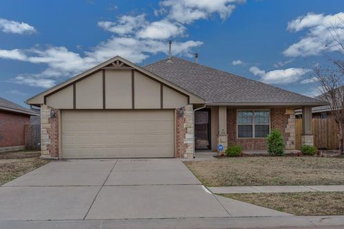 620 Apple Tree Ln, Moore, OK, 73160-1345 | Card Image