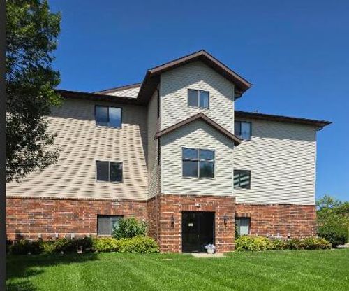 1505 E Melgaard Rd, ABERDEEN, SD, 57401-9014 | Card Image