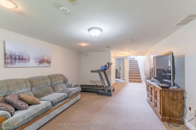 815 Stewart Dr, House other with 4 bedrooms, 2 bathrooms and 4 parking in Peterborough ON | Image 23