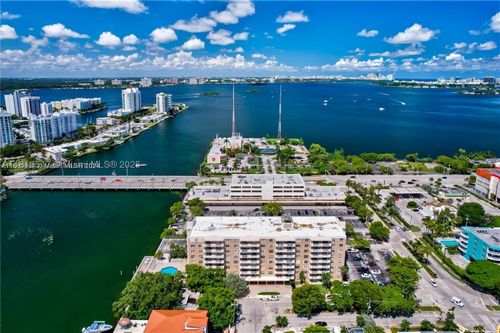 3r-1455 N Treasure Dr, North Bay Village, FL, 33141-4182 | Card Image