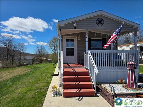 210 Autimn Lane, East Penn Twp, PA, 18235 | Card Image