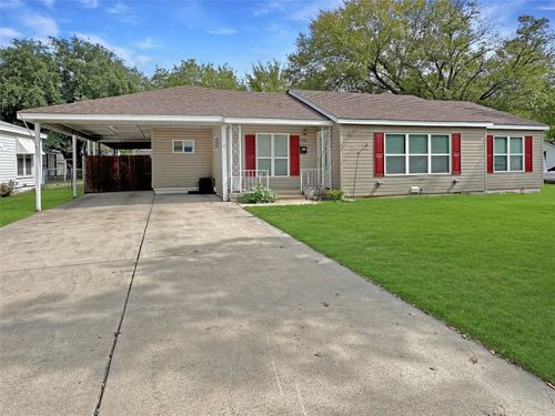 928 Lydick Ln, River Oaks, TX, 76114-3017 | Card Image