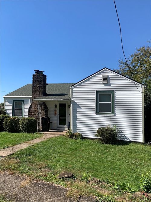 104 Thomas Ave, N Versailles, PA, 15137 | Card Image