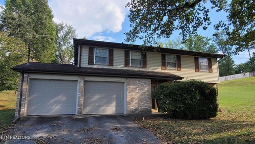 200 Highland View Drive, Knoxville, TN, 37920 | Card Image