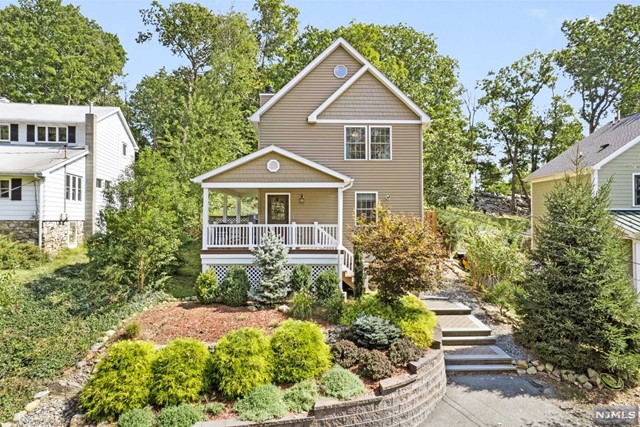 Summit Dr, Denville, NJ 07834