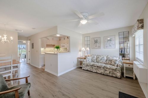 apt-204-44 Woodland Dr, VERO BEACH, FL, 32962-3780 | Card Image