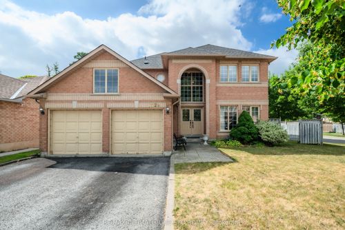 1129 Gossamer Dr, Pickering, ON, L1X2T8 | Card Image