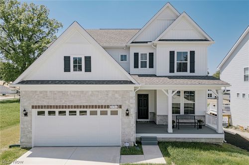 7796 Clydesdale Dr, Mentor, OH, 44060-7809 | Card Image