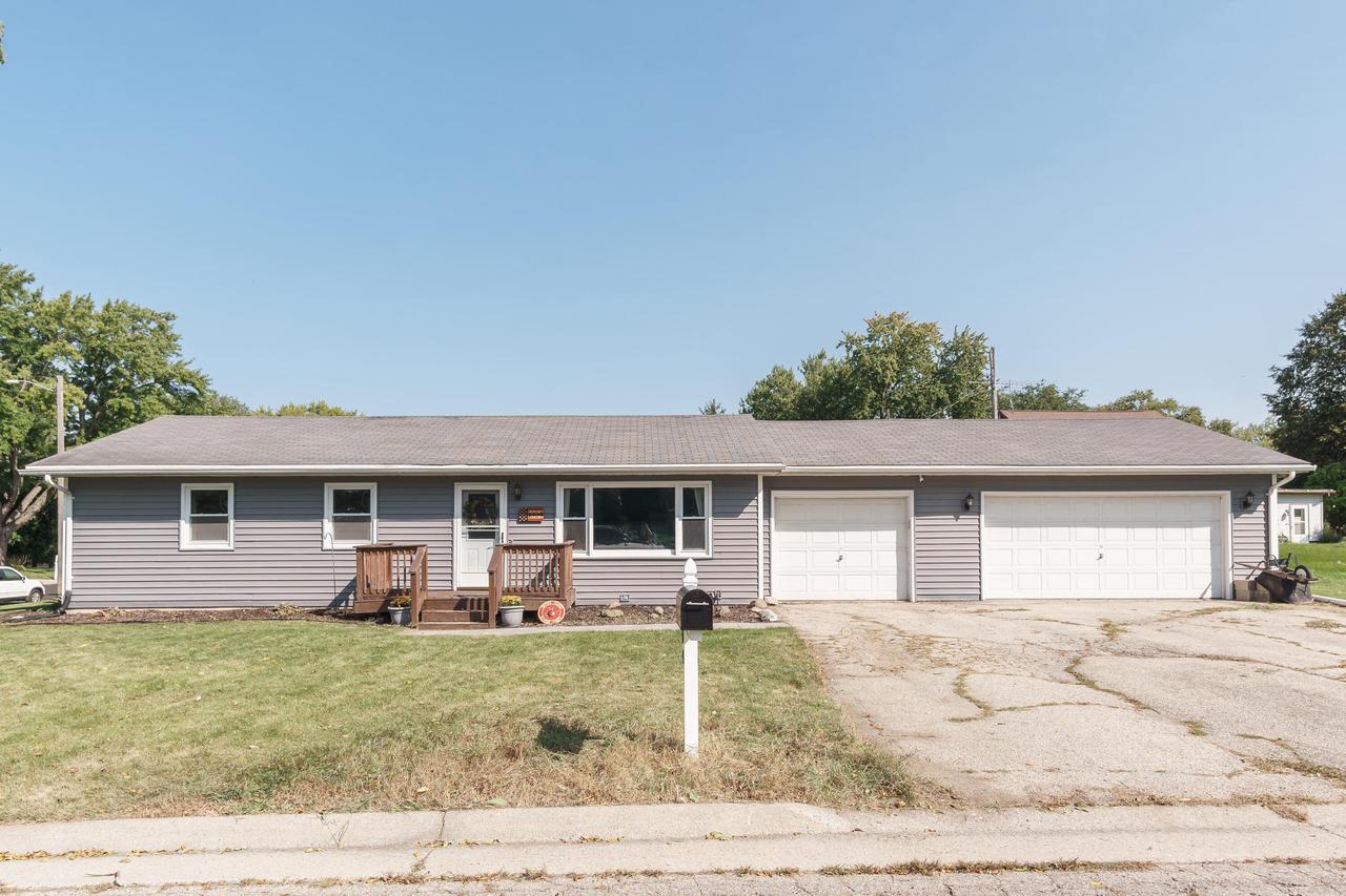 Clark St, Watertown, WI 53094