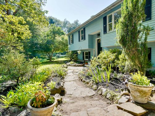 242 Herrick Rd, Brooklyn, CT, 06234-1412 | Card Image