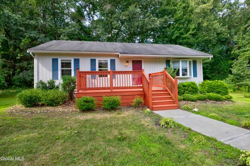 40 Pheasant Ct, Saratoga Springs, NY, 12866-5762 | Card Image