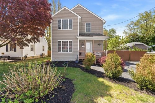 61 Metropolitan Ave, Cranston, RI, 02920-1835 | Card Image