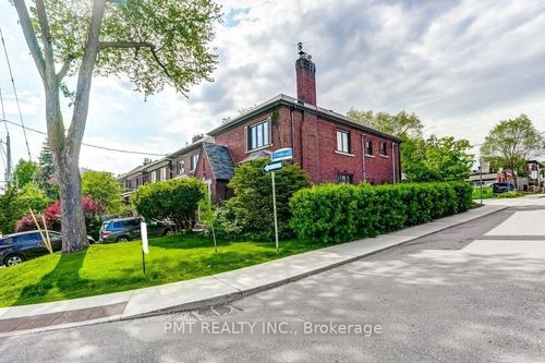 upper-2 Larkin Ave, Toronto, ON, M6S1L8 | Card Image