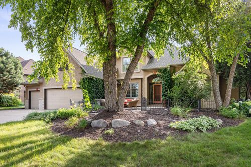 8787 Ridge Ponds Ln, Victoria, MN, 55386-9553 | Card Image