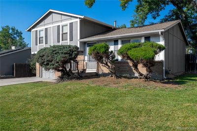 8527 Gray Street, House other with 3 bedrooms, 1 bathrooms and 4 parking in Arvada CO | Image 2