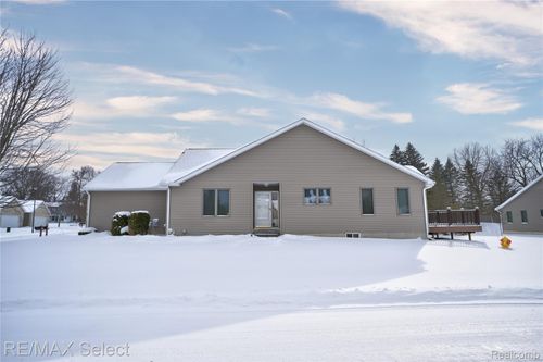 1058 Brokaw Dr, Davison, MI, 48423-7907 | Card Image