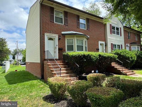 225 N New St, DOVER, DE, 19904-3127 | Card Image