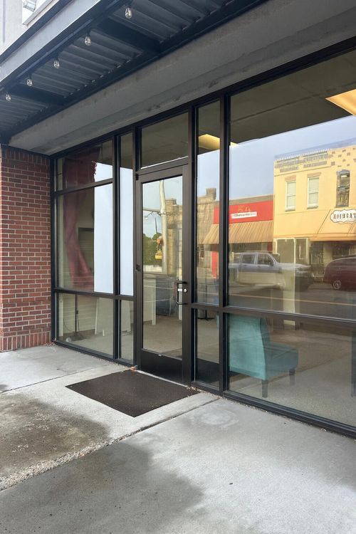 236 N Main St, Prineville, OR, 97754-1852 | Card Image