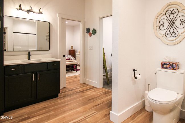 8127 Hawktree Dr, Townhouse with 3 bedrooms, 2 bathrooms and null parking in Bismarck ND | Image 49