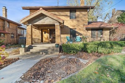 1904 E Oakland Avenue, House other with 4 bedrooms, 1 bathrooms and 2 parking in Bloomington IL | Image 1