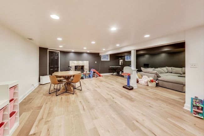 1432 63 Rd St, House other with 5 bedrooms, 3 bathrooms and 2 parking in Downers Grove IL | Image 32