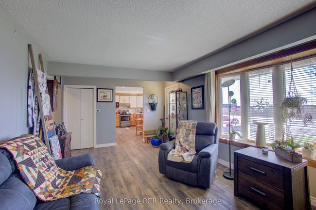 8715 Wellington Rd 7, House other with 4 bedrooms, 2 bathrooms and 10 parking in Palmerston ON | Image 17