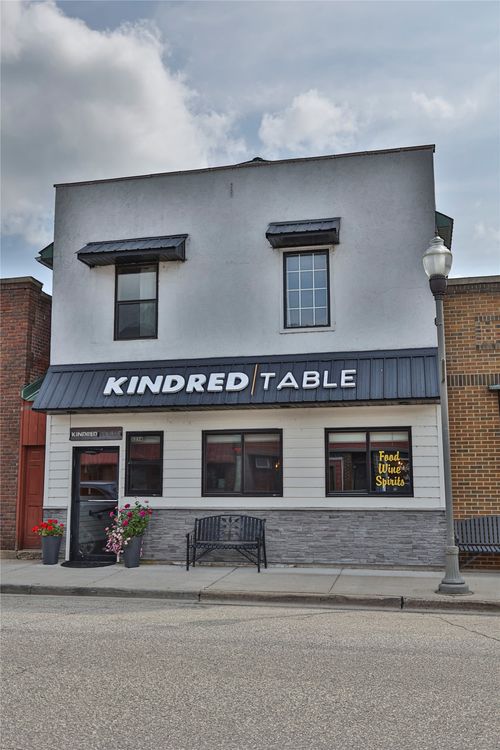 S214 Mckay Ave, Spring Valley, WI, 54767-2003 | Card Image