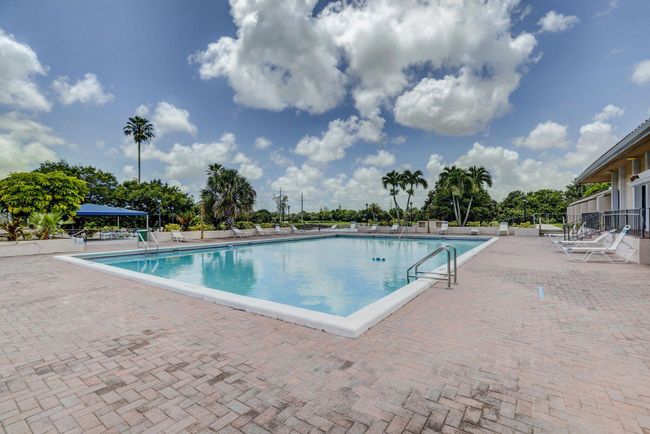APT-914 - 4174 Inverrary Dr, Condo with 2 bedrooms, 2 bathrooms and null parking in Lauderhill FL | Image 48