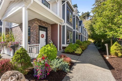 1-796 Island Highway S, Campbell River, BC, V9W1A6 | Card Image