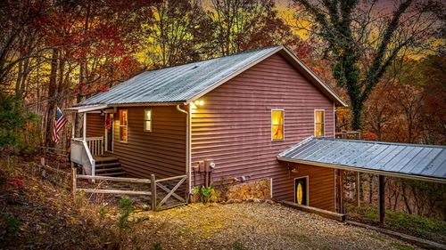 90 Hay Ln, Morganton, GA, 30560-2863 | Card Image