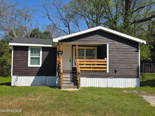 1030 Dennis St, Macon, GA, 31217-7055 | Card Image