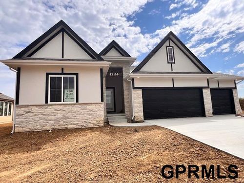 12109 Daniell Rd, Bellevue, NE, 68123-1192 | Card Image