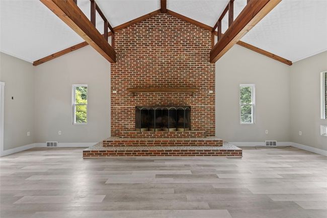 1082 N Boundary Rd, House other with 3 bedrooms, 1 bathrooms and 3 parking in Cranberry Twp PA | Image 6