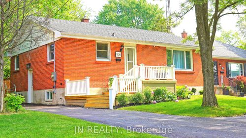 1100 Bruce St, Sarnia, ON, N7V3B3 | Card Image