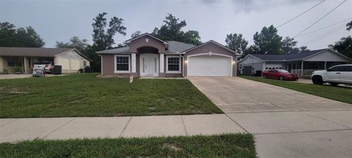 226 Agua Vista St, Debary, FL, 32713-3706 | Card Image