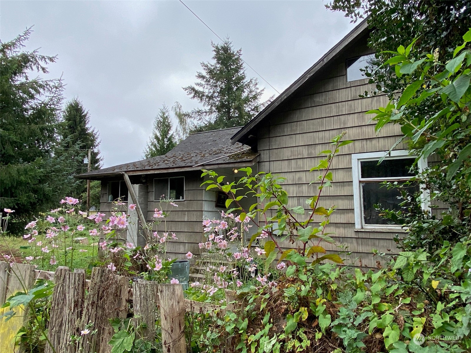 Benjamin St, Concrete, WA 98237
