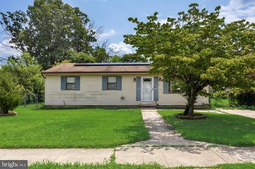 8 Del Sordo Drive, SICKLERVILLE, NJ, 08081 | Card Image