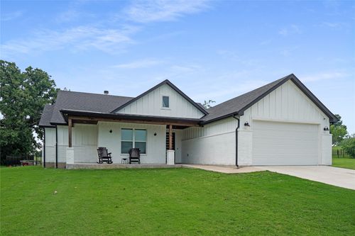 230 Driftwood Ct, Runaway Bay, TX, 76426-9755 | Card Image