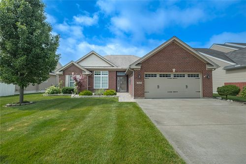 4049 Spicebush Drive, Tipp City, OH, 45371 | Card Image