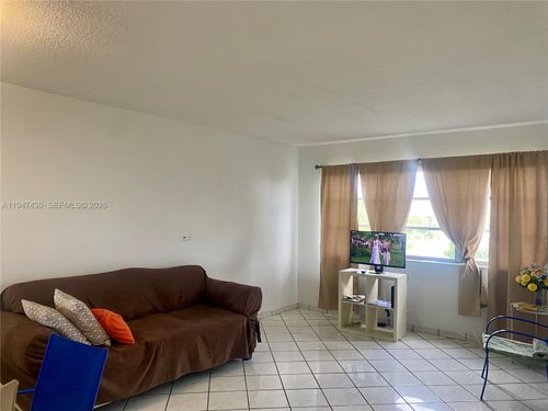 apt-304-2309 Park Ln, Hollywood, FL, 33021-3754 | Card Image