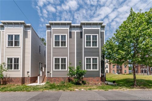 712 St James St, Richmond, VA, 23220-3262 | Card Image