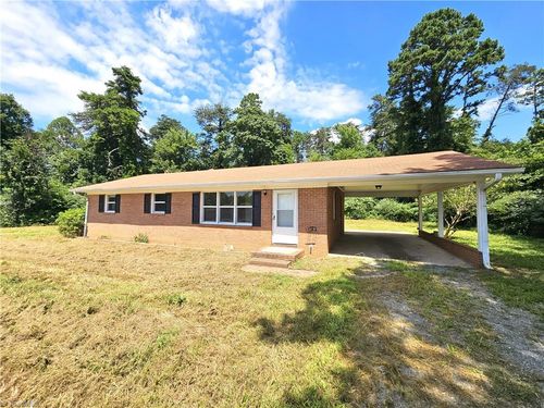 2447 Piney Mountain Rd, Walnut Cove, NC, 27052-7867 | Card Image